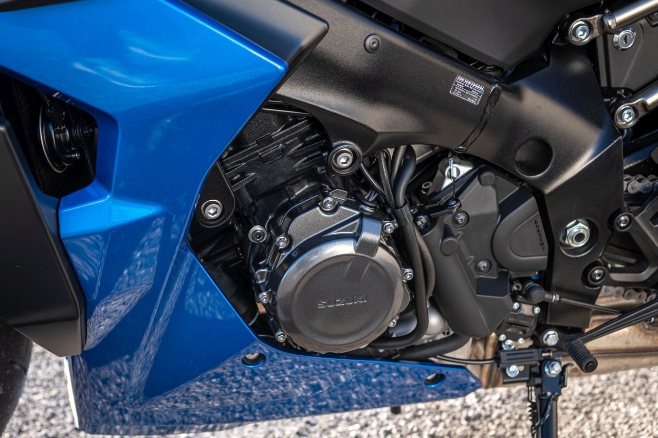 Suzuki GSX-S1000GT: vacanze nello spazio